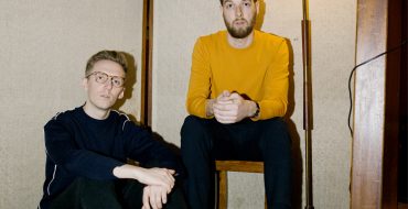 Honne Singapore Neon Lights 2019